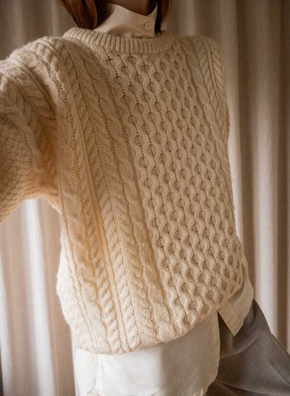 The classic 100% wool ARAN knit - Size up to 42 - Image 4