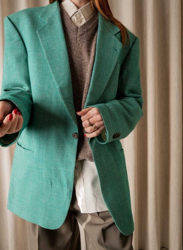 The green checkered oversized blazer. - Size up to XL - Image 7