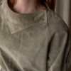The perforated suede top in sage green - Size up to 38 - Image 3
