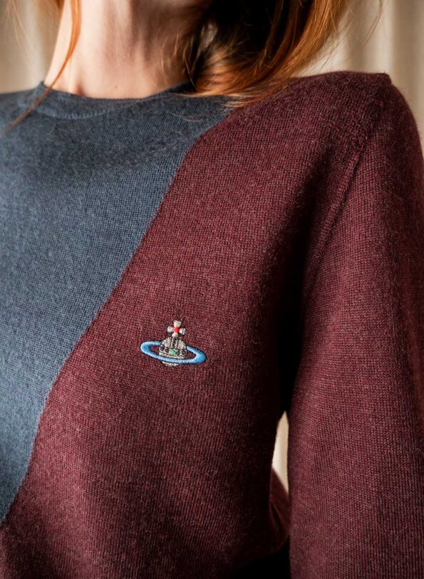 The 100% wool vintage VIVIENNE WESTWOOD jumper - Size up to M - Image 4