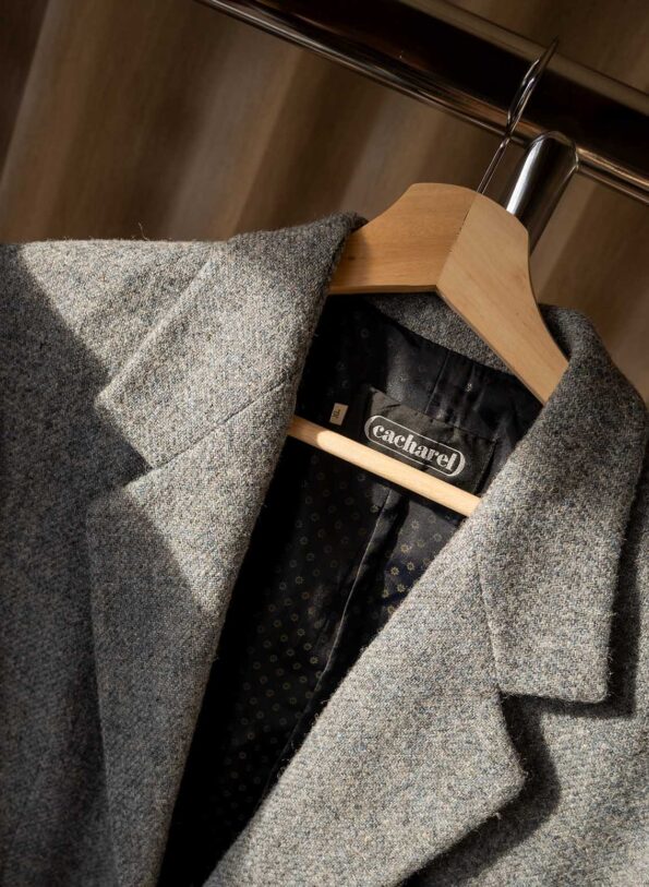 The vintage CACHAREL wool melange blazer - Size up to M - Image 2