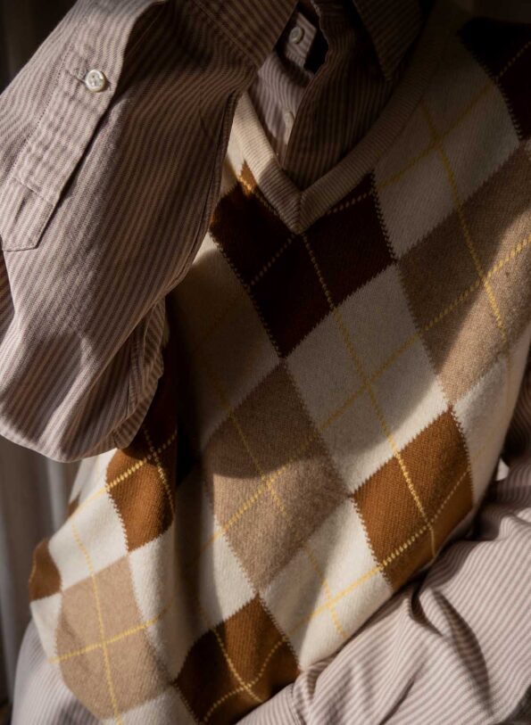 The argyle Spencer in Cashmere - Size up to L - Image 3