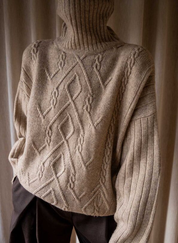 The wool beige cable handknit jumper - Size up to XL