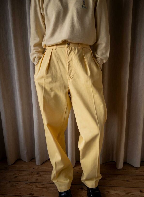 The RALPH LAUREN soft yellow pant - Size M up to L