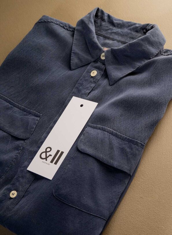 The navy blue perfect basic blouse in silk - Size up to M - Image 3