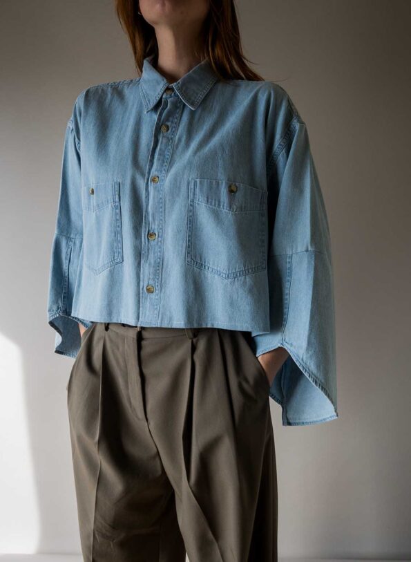 &II upcycled: The detailed sleeve denim shirt - Size up to 42