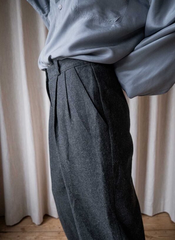 The 100% wool antra melange pleated pant - Size up to 36