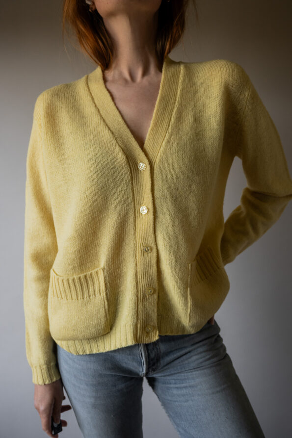 The soft yellow cardigan - Size up to 40 - Image 4