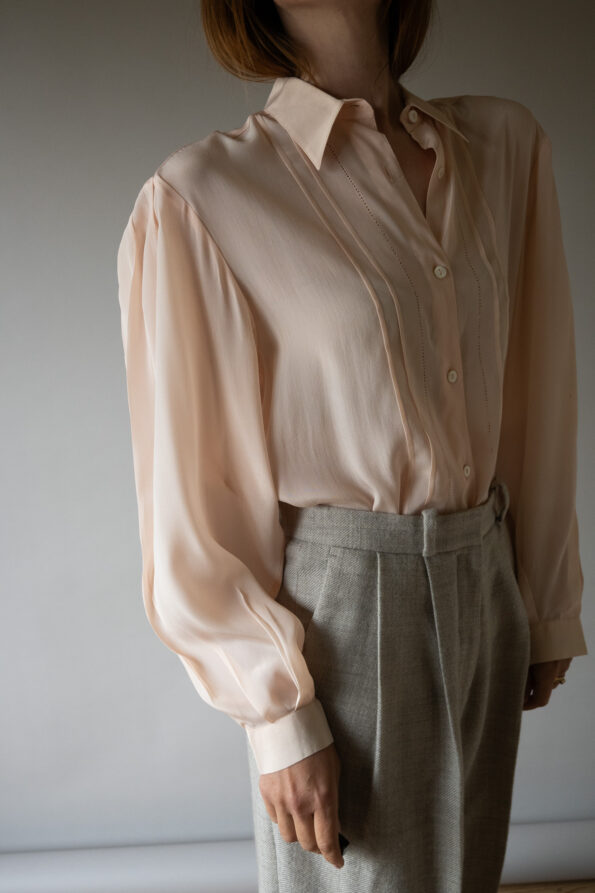 The 100% silk full sleeve detailed blouse - Size up to 40 - Image 3