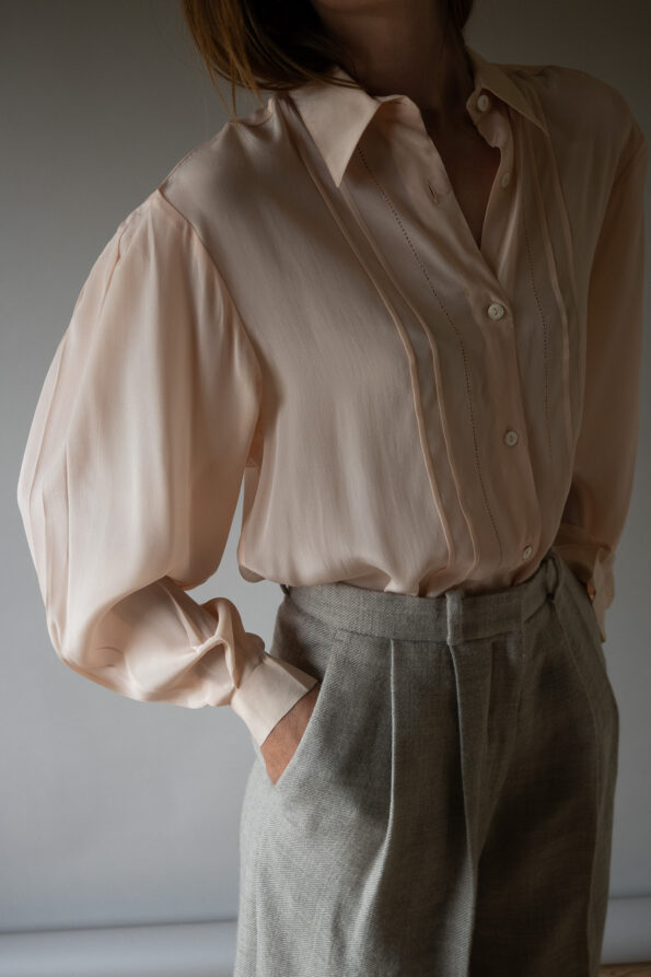 The 100% silk full sleeve detailed blouse - Size up to 40 - Image 5