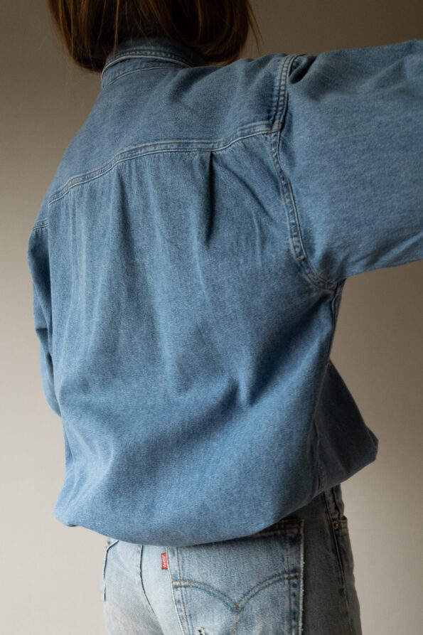 The medium washed 100% cotton denim shirt - Size up to 42 - Image 3