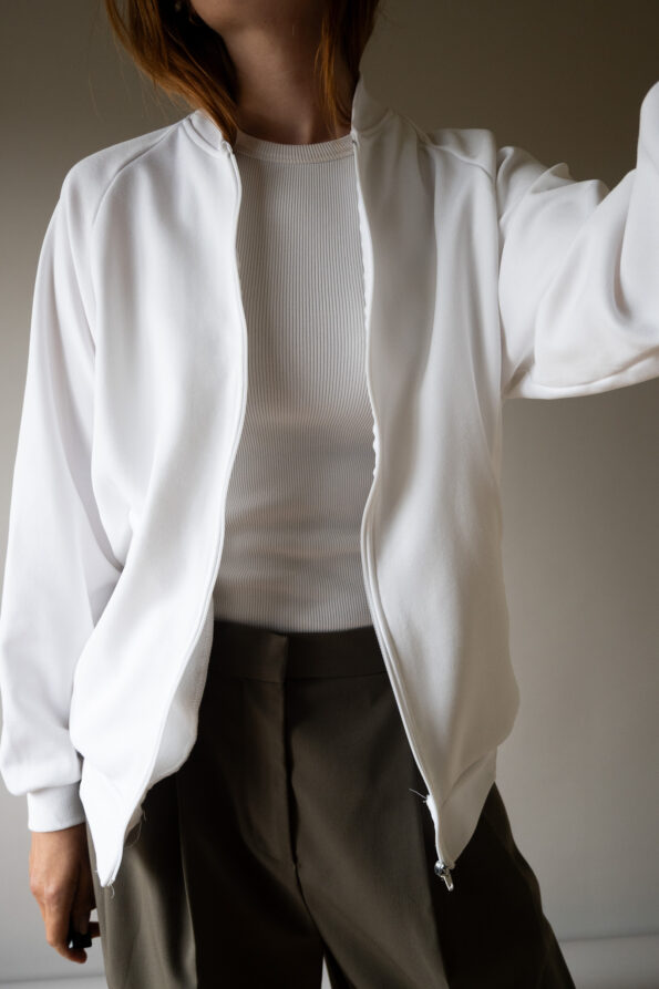 The bright white track jacket - Size up to M - Image 4