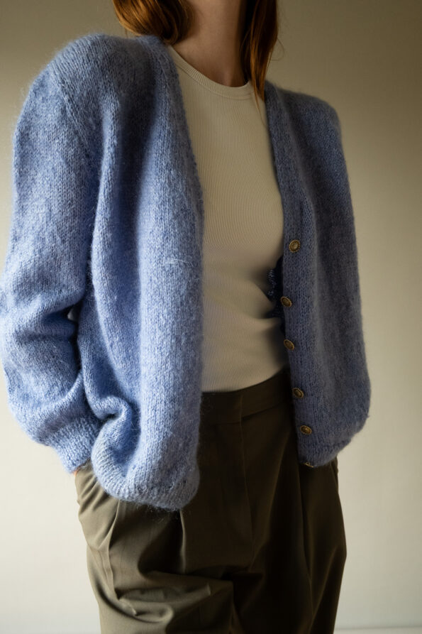 The sky blue cardigan - Size up to 40 - Image 4