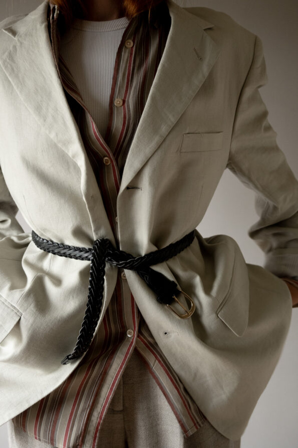 The linen beige minimalistic blazer - Size up to 40 - Image 4