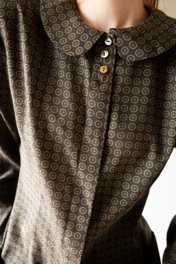 The dark green printed shirt with round collar - Size up to M - Image 4