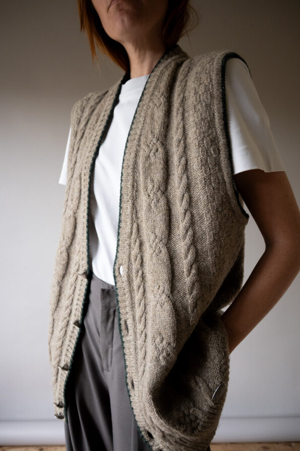 The cable knitted wool Spencer - Size up to XL