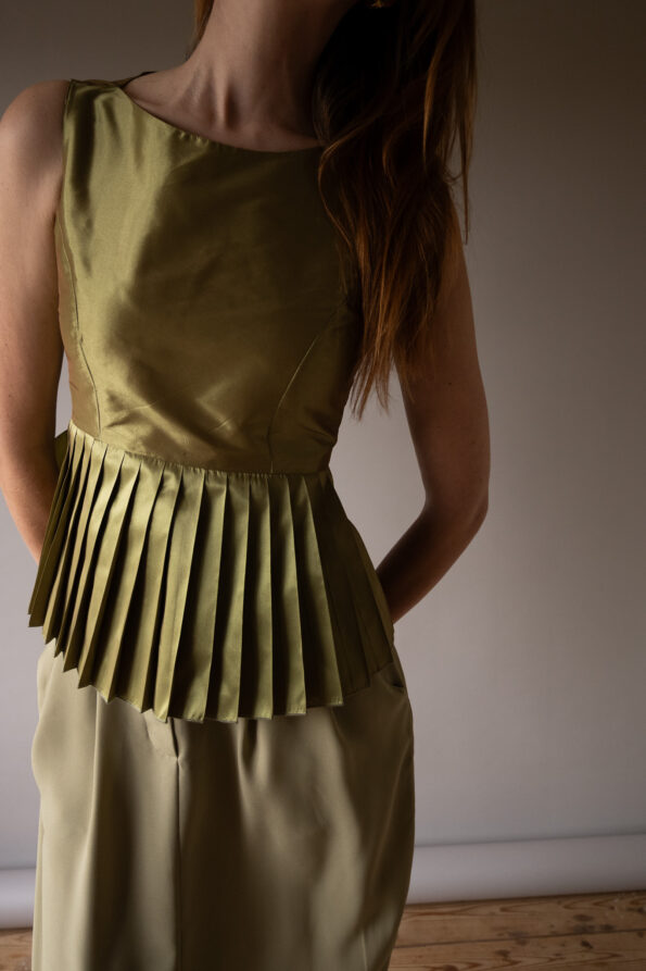The taffeta pleated top - Size up to S - Image 6