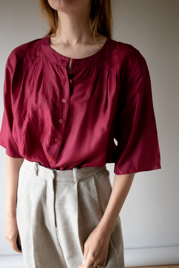The 100% silk burgundy blouse - Size up to 40 - Image 3