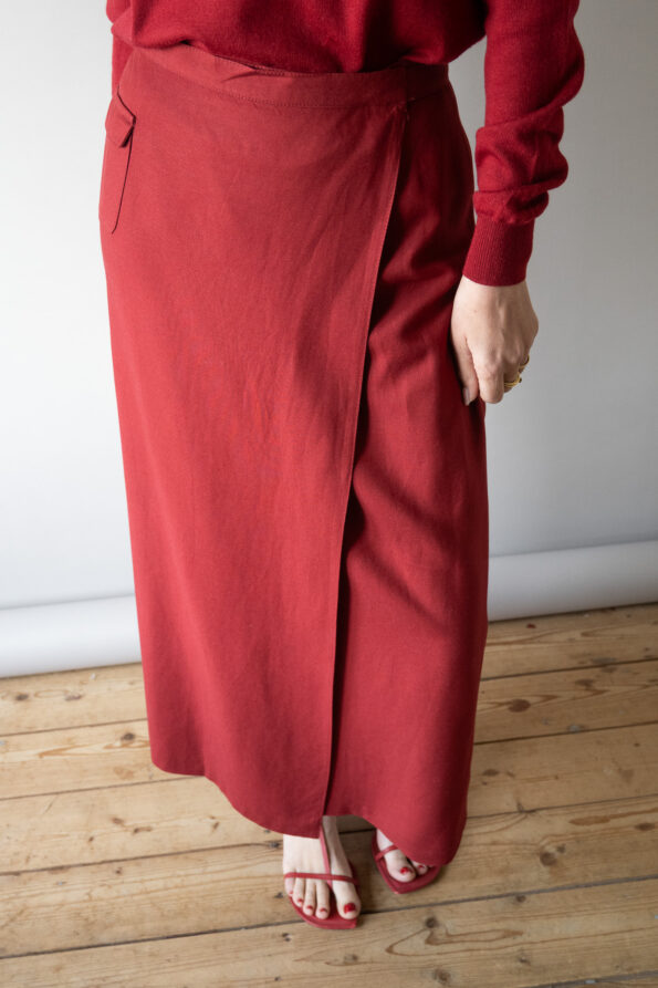 The brique red overlap skirt in linen blend - Size up to 38 - Image 5