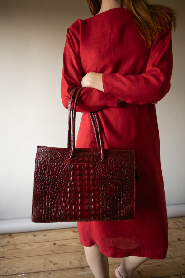 The red croc handbag - Image 6