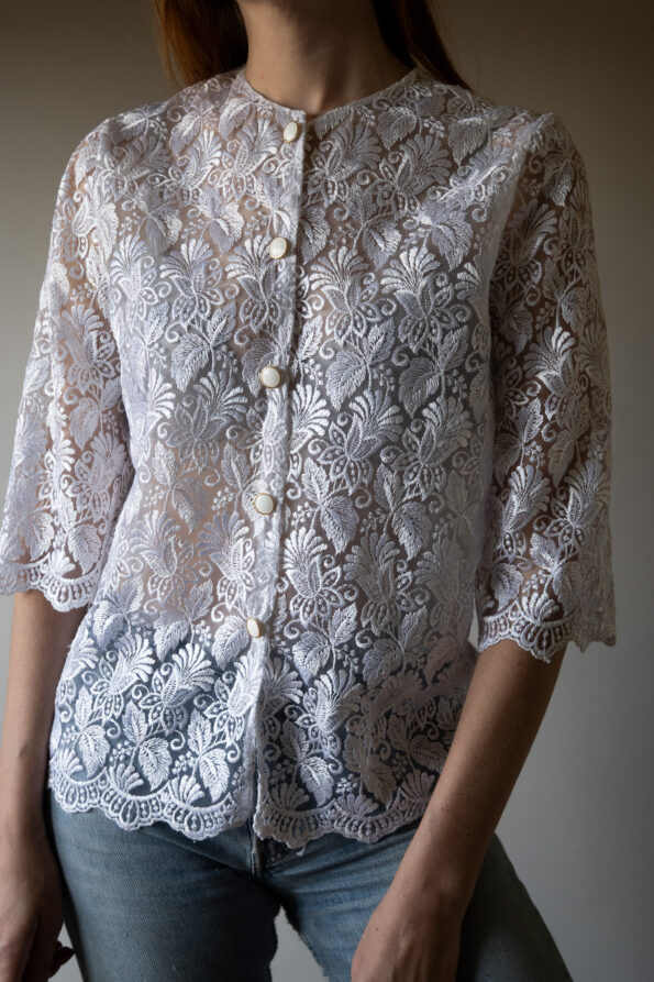 The white lace vintage top - Size up to 36 - Image 3