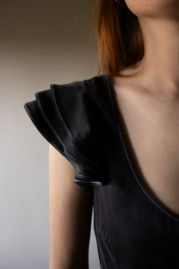 The 100% silk frill sleeve top by ARMANI - Size up to 38 - Image 5