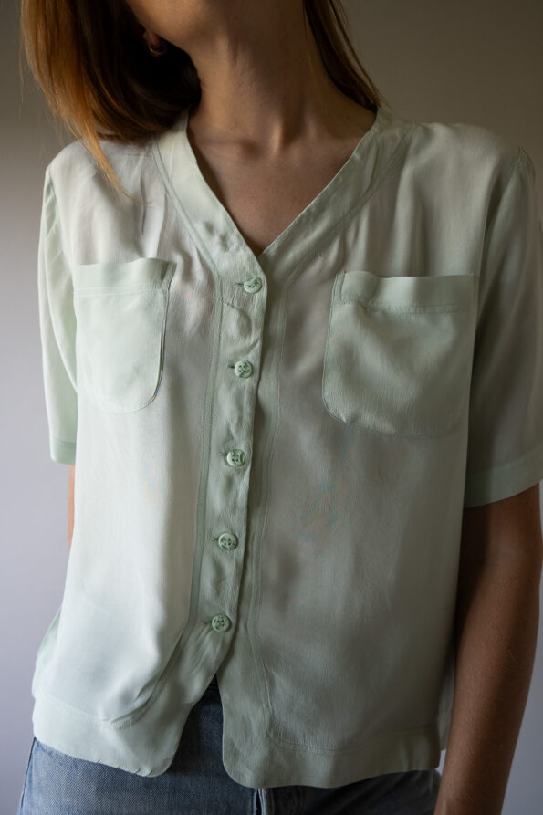 The 100% silk mint blouse - Size up to M - Image 2