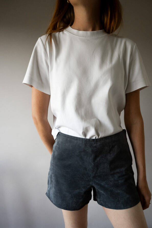The suede short in dark navy - Size up to M - Image 6