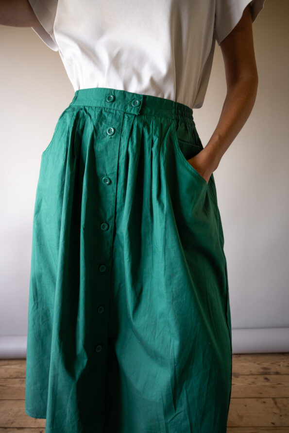 The 100% cotton green skirt - Size up to L - Image 4