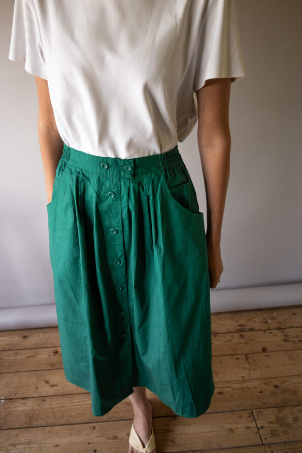 The 100% cotton green skirt - Size up to L