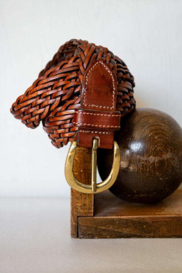 The 100% leather brown braided belt - one size