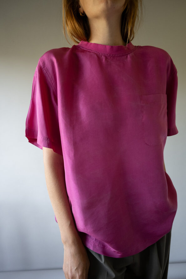 The 100% silk magenta woven t-shirt - Size up to M