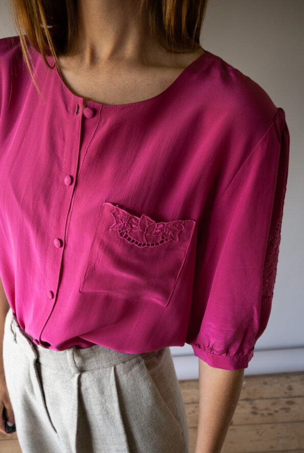 The detailed sleeve blouse in 100% silk - Size up to 38 - Image 5