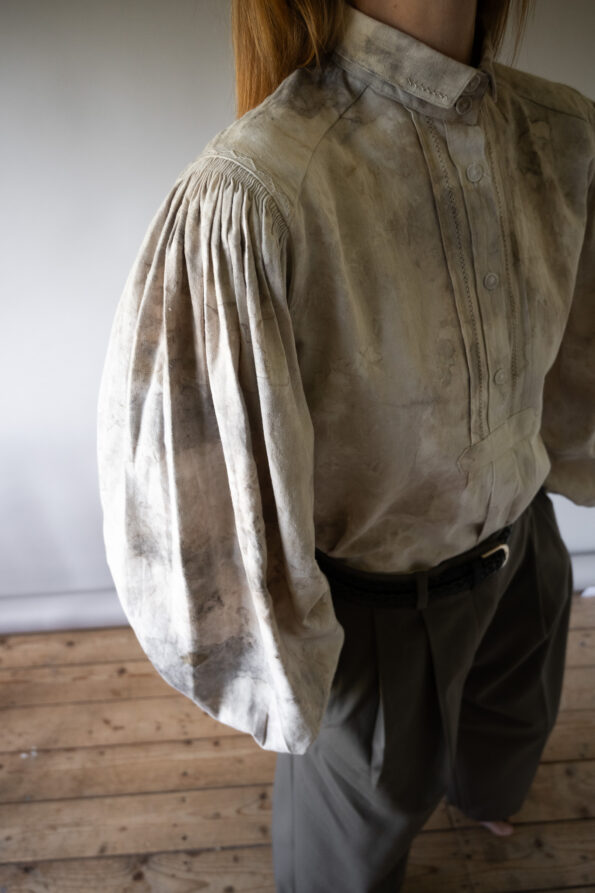 The natural dye antique blouse - Size up to 40