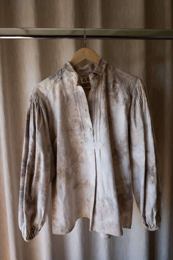The natural dye antique blouse - Size up to 40 - Image 3