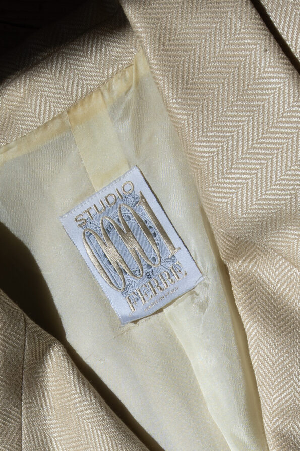 The GIANFRANCO FERRE blazer - Size up to 40 - Image 2