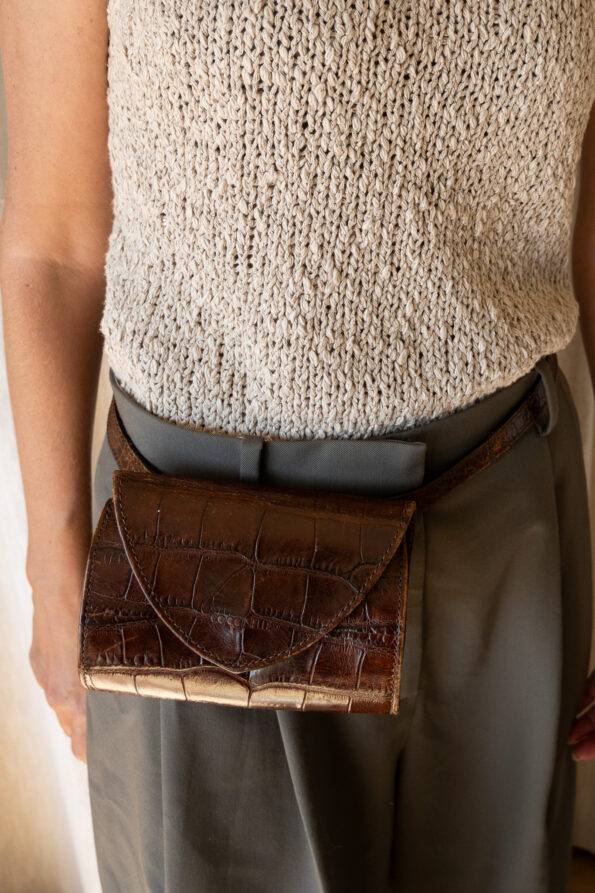 The embossed brown leather bum bag - Image 2
