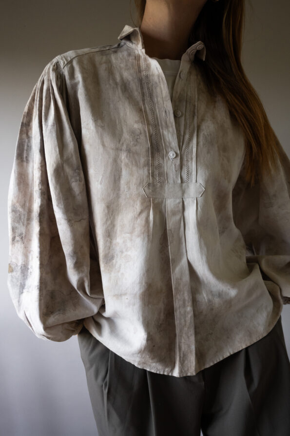 The natural dye antique blouse - Size up to 40 - Image 4
