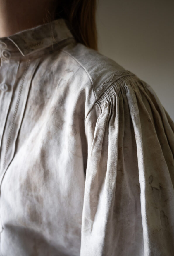 The natural dye antique blouse - Size up to 40 - Image 7