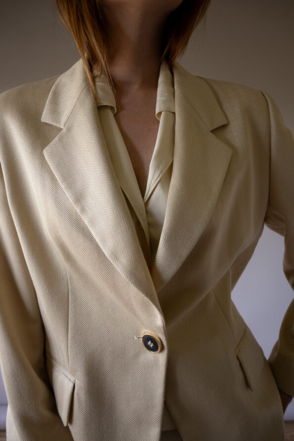 The GIANFRANCO FERRE blazer - Size up to 40 - Image 6