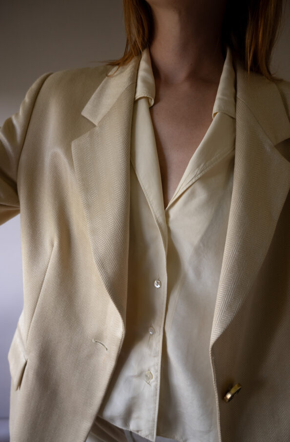 The GIANFRANCO FERRE blazer - Size up to 40 - Image 5
