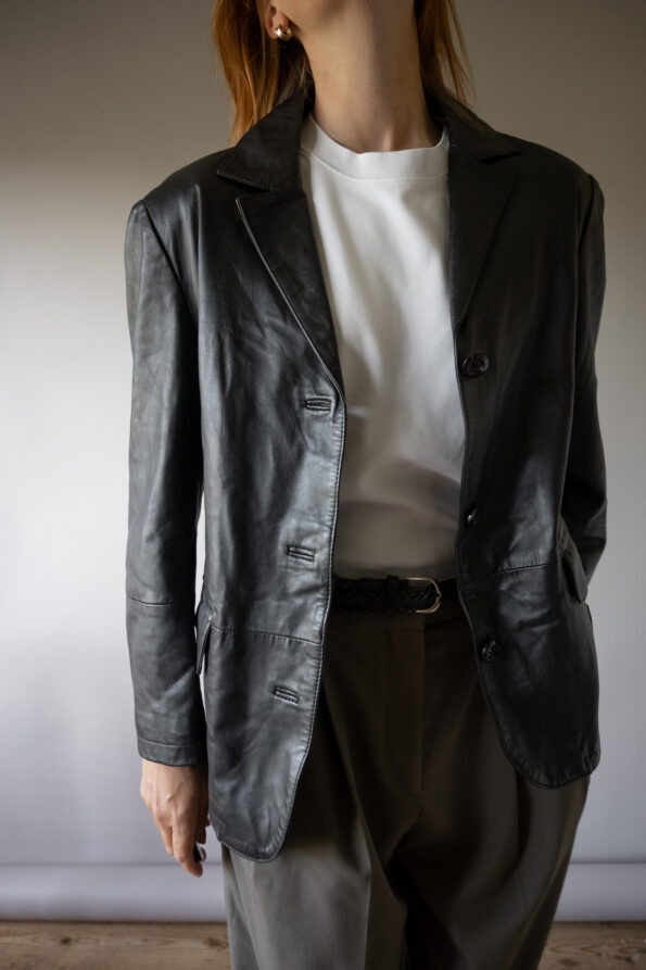 The black 100% leather blazer - Size up to 38 - Image 3