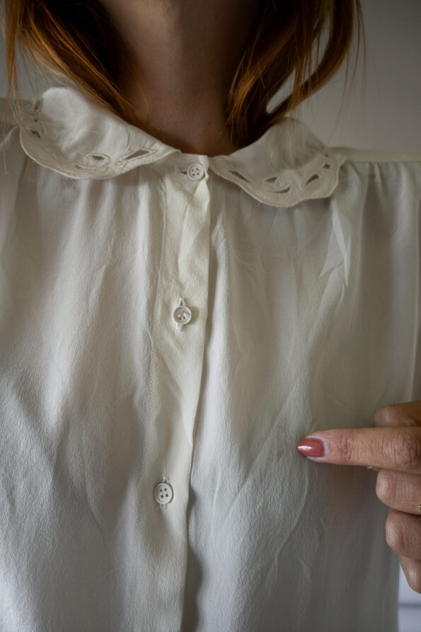The openwork 100% silk blouse - Size up to 38 - Image 6