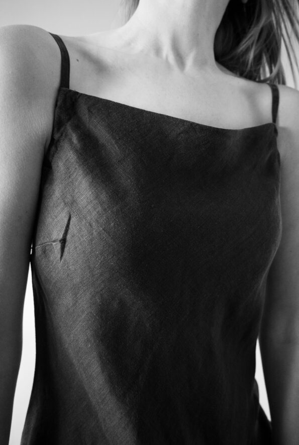 The 100% linen perfect little black summer dress - Size up to 36 - Image 6