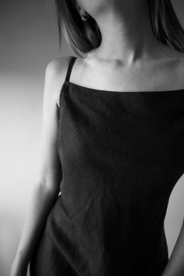 The 100% linen perfect little black summer dress - Size up to 36 - Image 4
