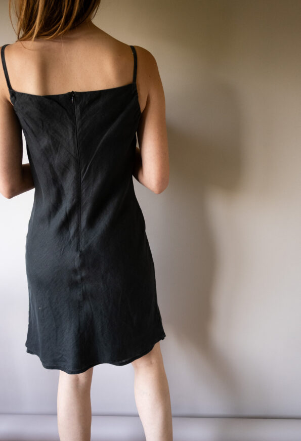 The 100% linen perfect little black summer dress - Size up to 36 - Image 2