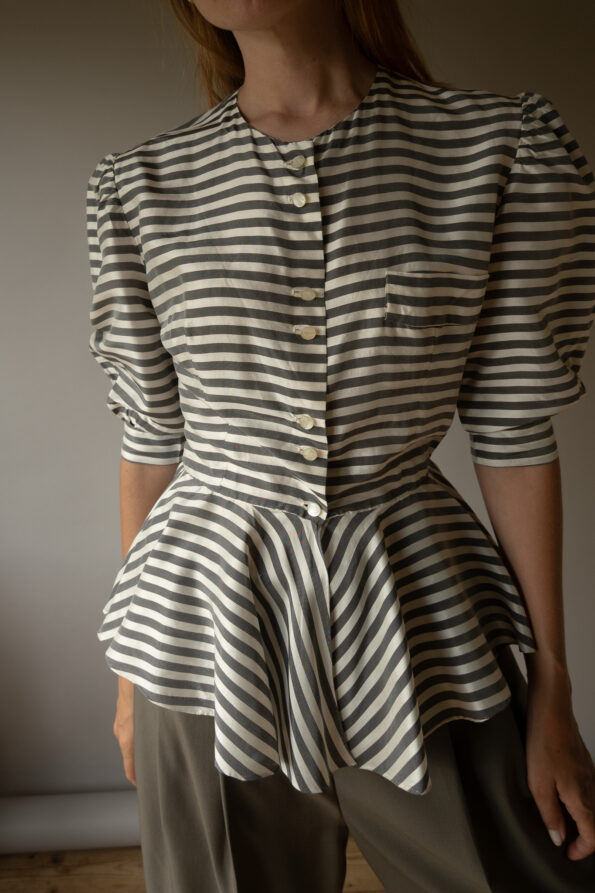 The 100% silk striped peplum top - Size up to small 36 - Image 5