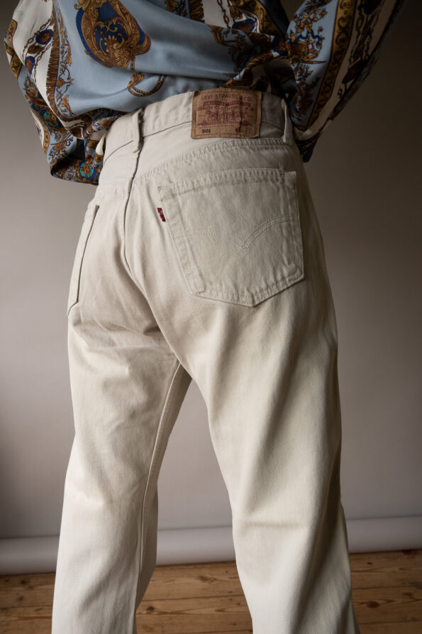 The off white Levi’s 501 - Size up to 28 INCH - Image 3