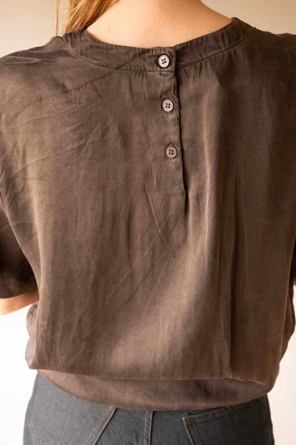 The deep brown satin silk top - Size up to M - Image 3