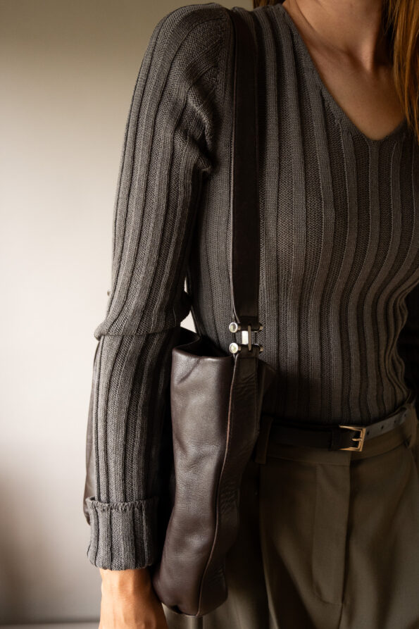 The deep brown bag - Image 3